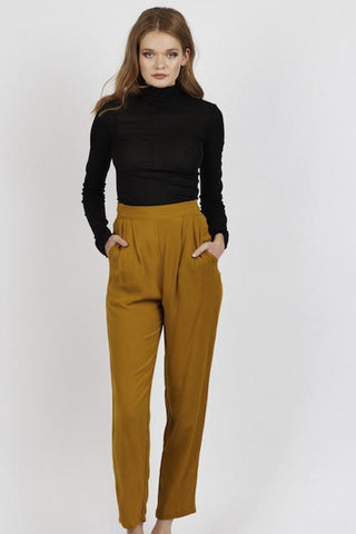 High-waisted trouser pants for menswear-inspired look