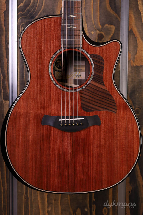 Taylor 50th Anniversary Builder’s Edition 814ce