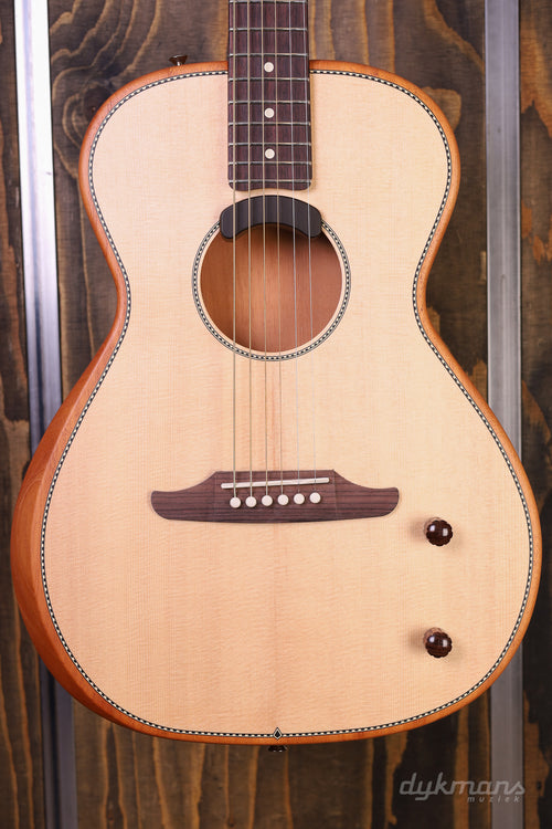 Fender Highway Parlor Mahogany