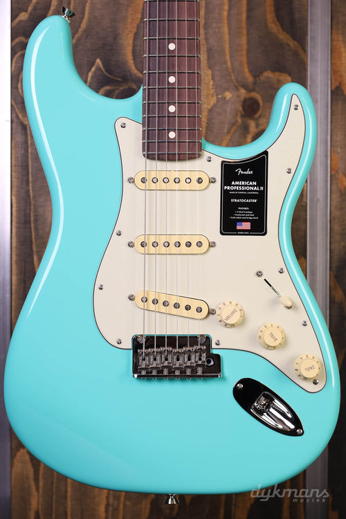 Fender Limited Edition American Pro II Strat Seafoam Green