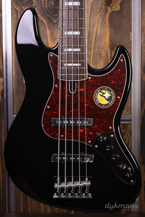 Sire Marcus Miller V7+ Alder 5-string Black