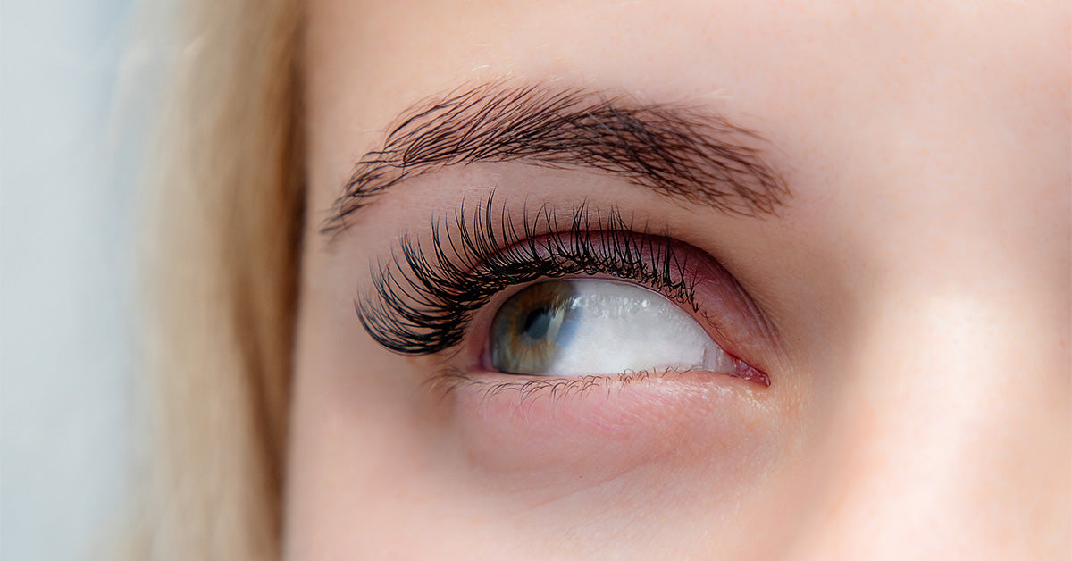 Was sind Wimpernverlängerungen mit leichtem Volumen?