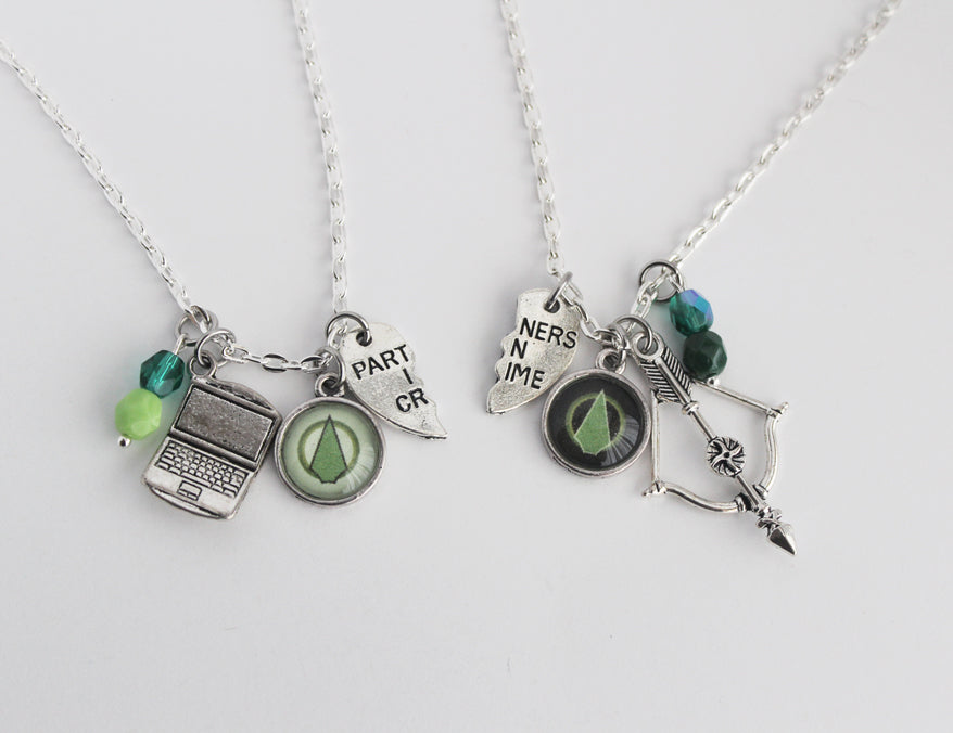 Team Arrow Best Friends Necklace Set – BombDotComGeekery