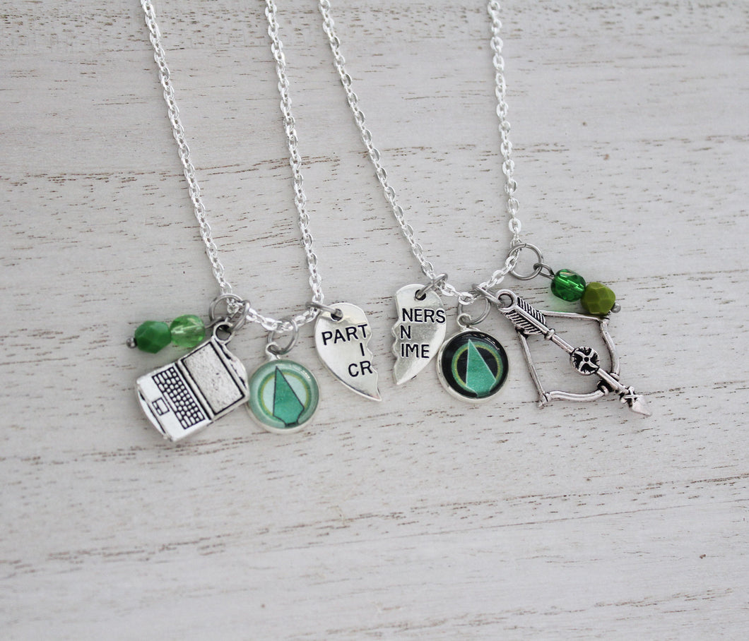 Team Arrow Best Friends Necklace Set – BombDotComGeekery