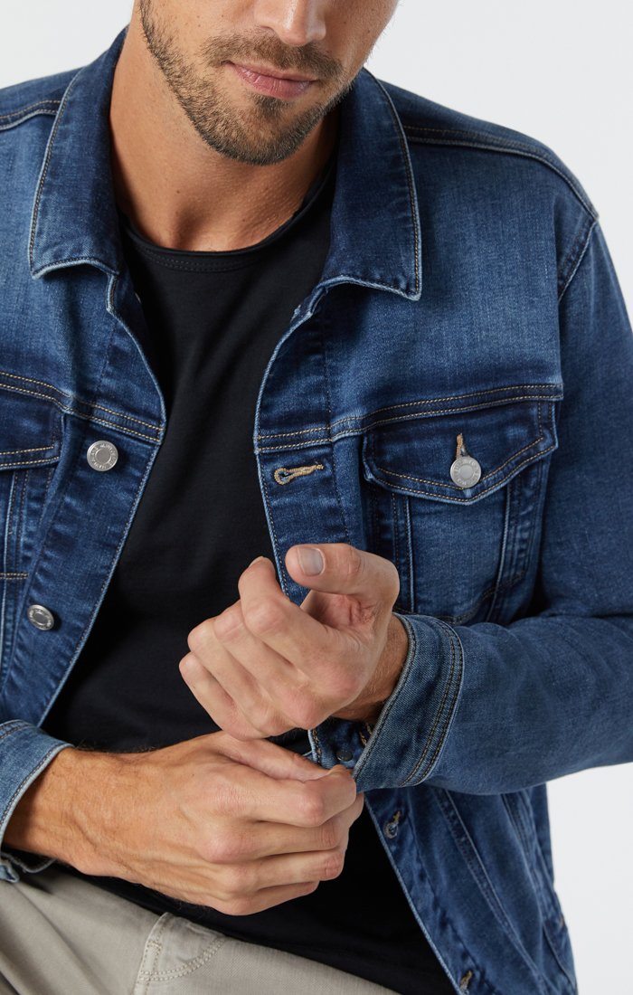 25 Best Denim Jackets for Men 2022 - Cool Jeans Jackets for Men