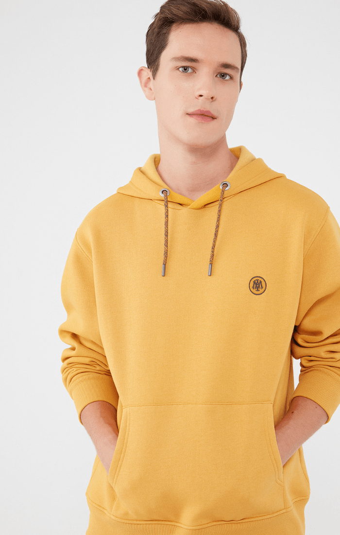 HOODED SWEATSHIRT IN MUSTARD