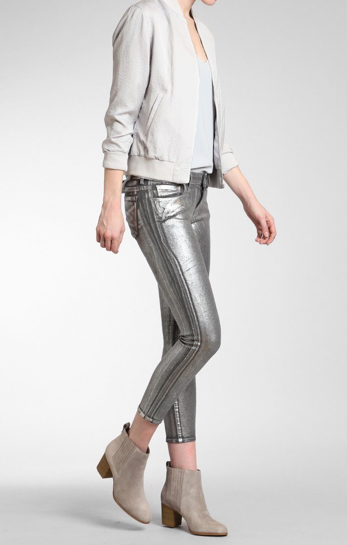 Adriana Super Skinny for Women | Mavi Jeans