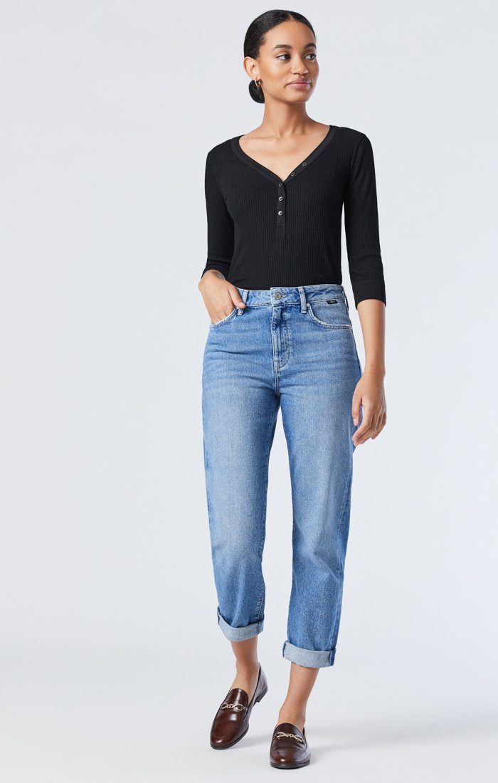 SOHO TAPPERED LEG JEANS IN MID ORGANIC BLUE