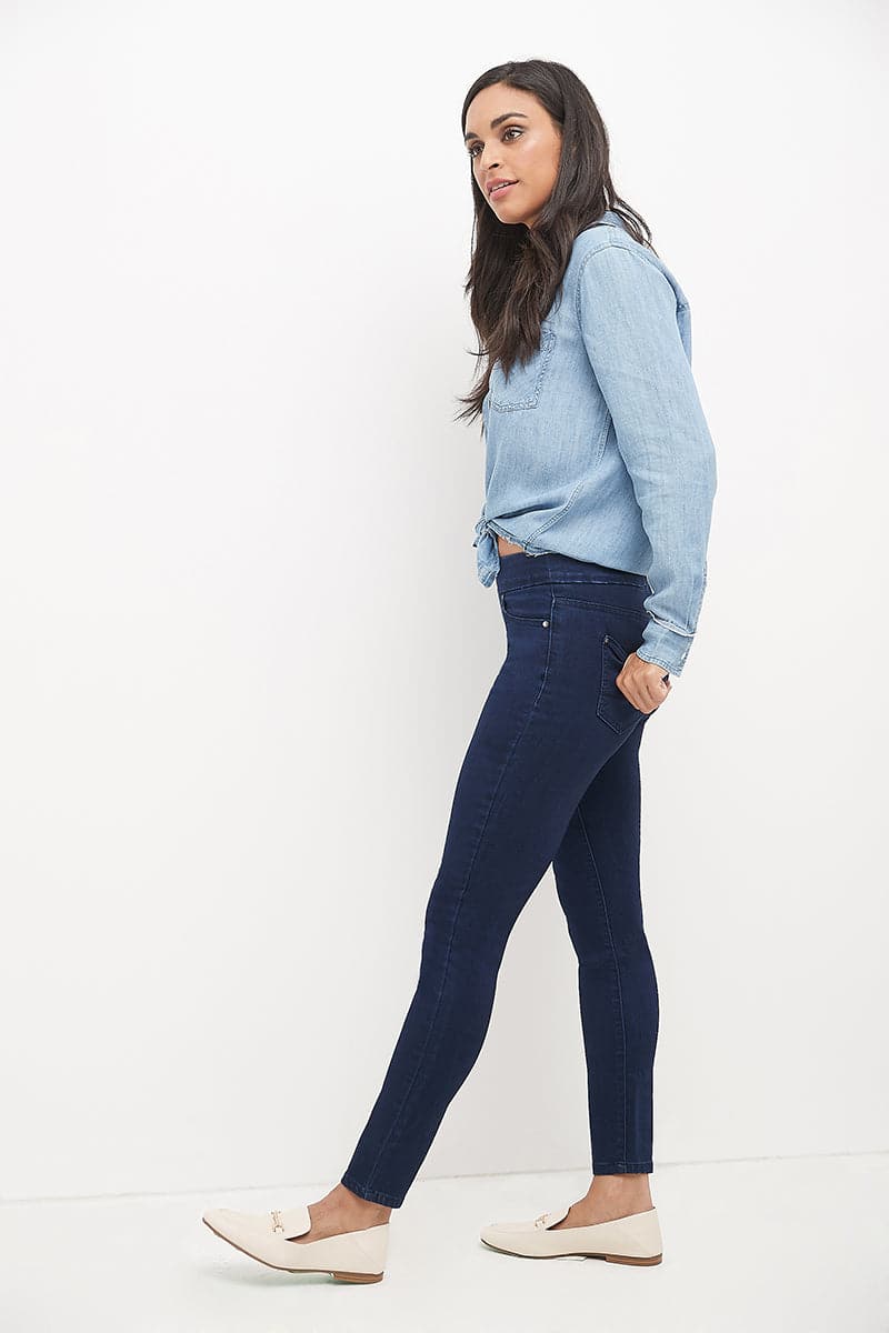 Skinny Pull-On Jeans with 5 Pocket Styling | Rekucci