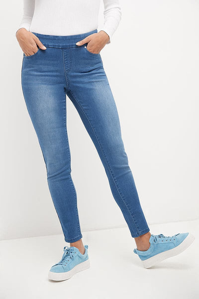 Skinny Pull-On Jeans with 5 Pocket Styling | Rekucci