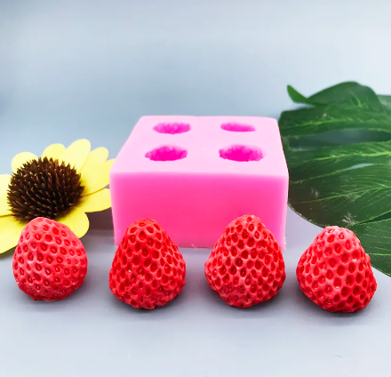https://cdn.shopify.com/s/files/1/2163/6633/files/Strawberry4CavitySiliconeMold.png?v=1690512860&width=533
