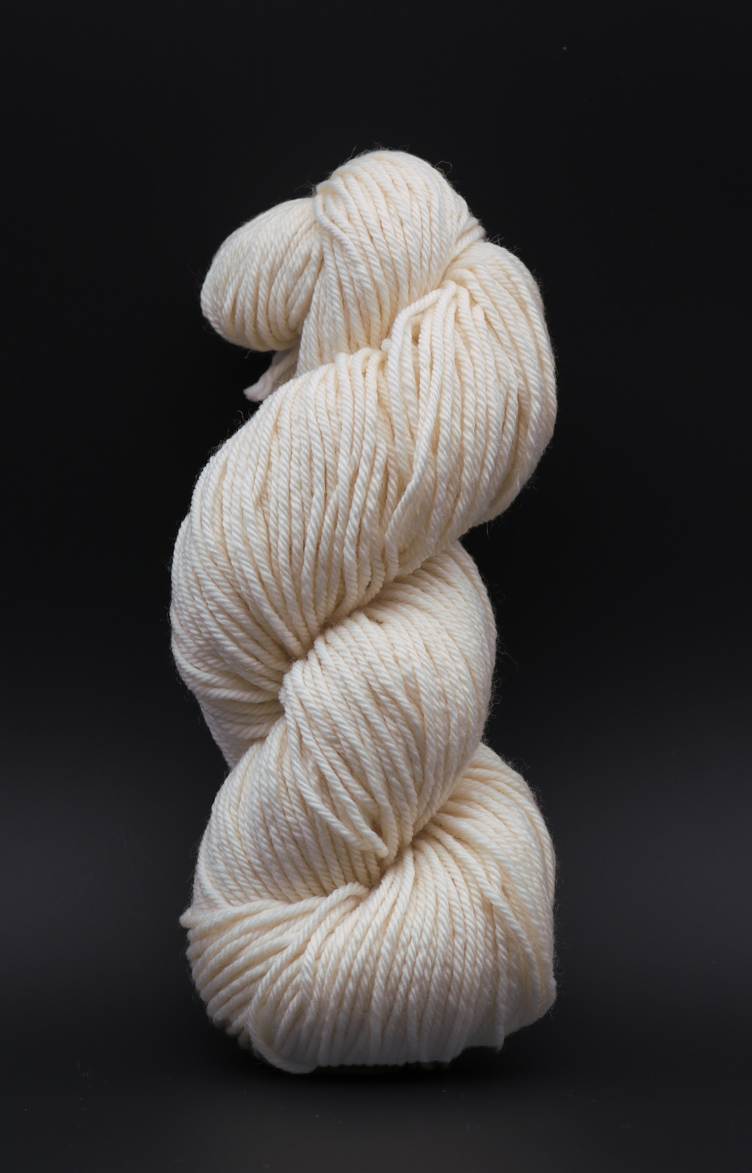 Bouncy Aran Undyed Yarn (Sample Skein)