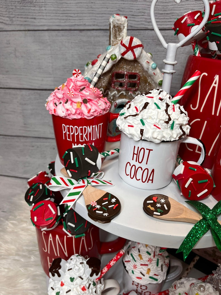 Christmas Hot Cocoa Dipped Spoons