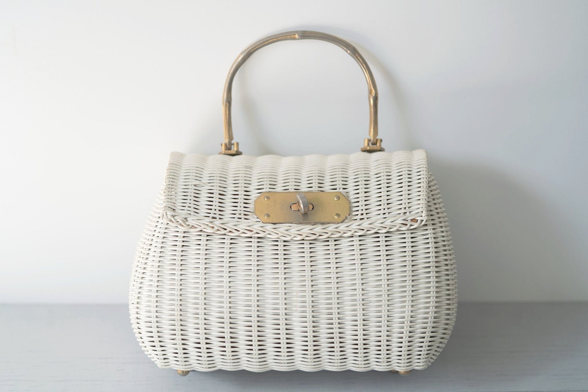 Vintage White Wicker Purse With Brass Bamboo Handle – Pahina's Aloha