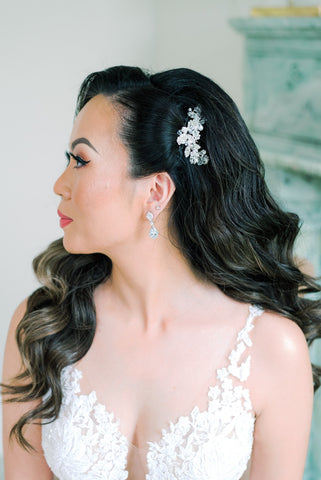 Dareth Colburn Wedding Blog | Bride, Wint's Wedding Close Up | Bridal Accessories & Jewelry