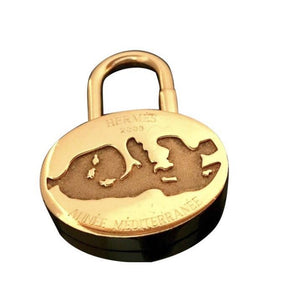 LOUIS VUITTON: Gold/Brass, Metal LV Logo Padlock & Key Set #318 (tj)