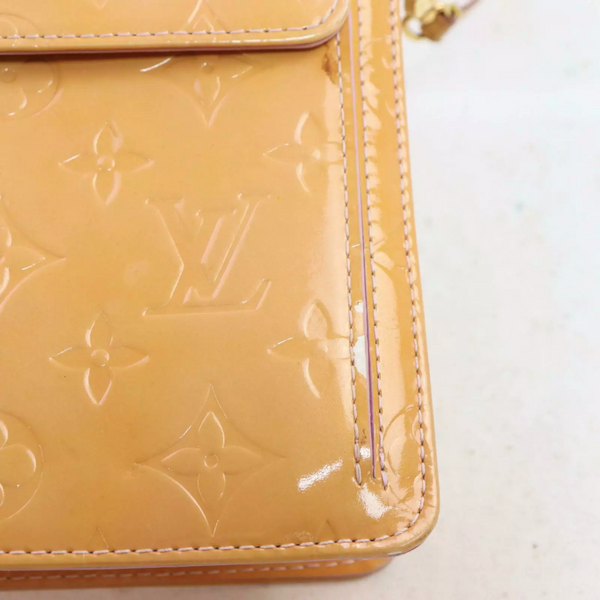 Louis Vuitton Mott Shoulder Bag In Monogram Vernis