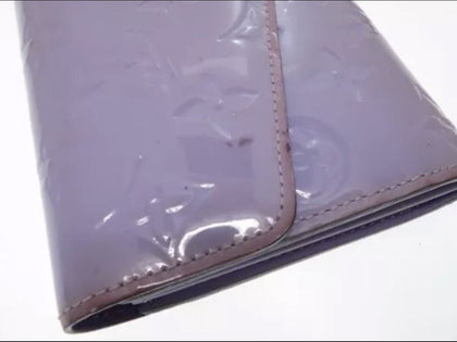 Sarah Vernis Leather Wallet (Authentic Pre-Owned)