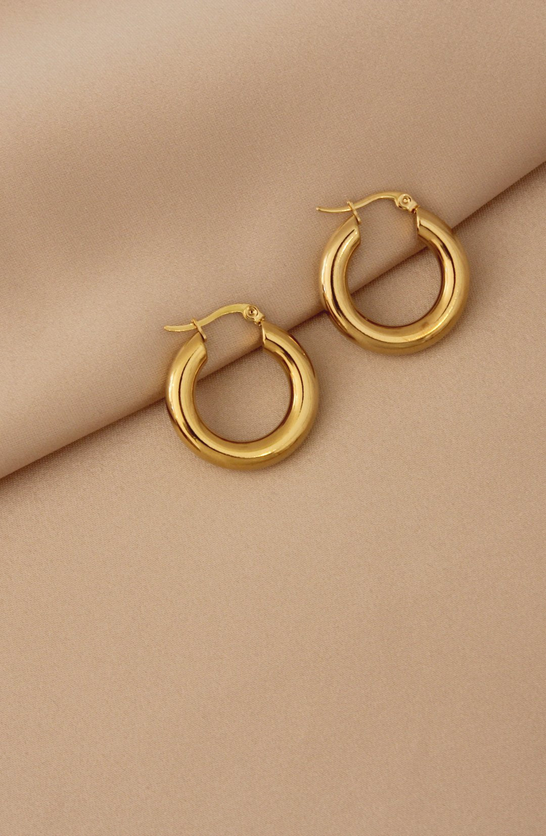 Classic Hoop Earrings | Medium