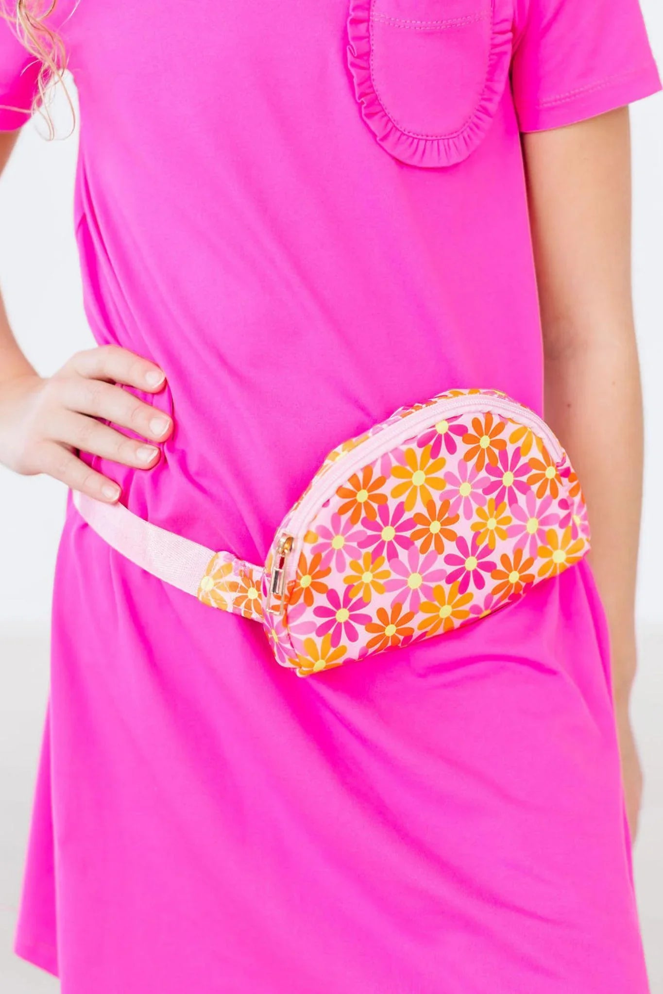 Retro Daisies Belt Bag: Mila & Rose