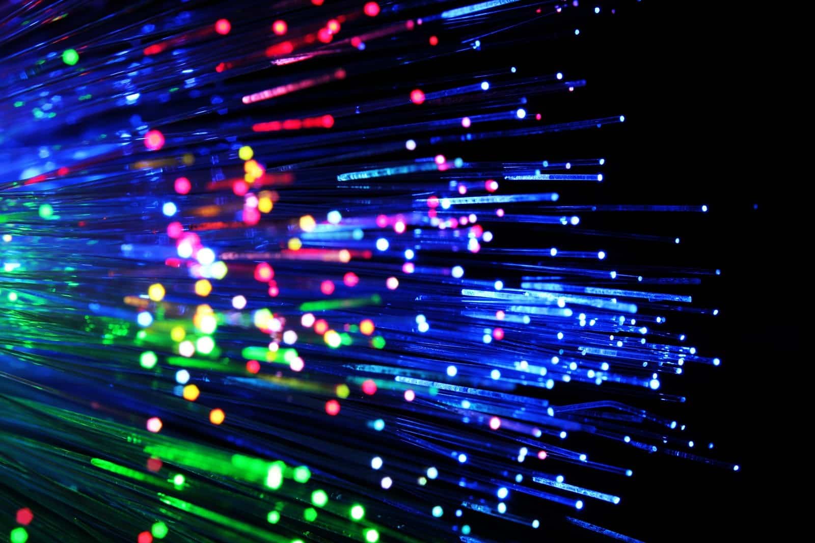 Optical network. Оптоволокно. Оптоволоконные линии. Волоконная оптика. Оптоволокно красивое.