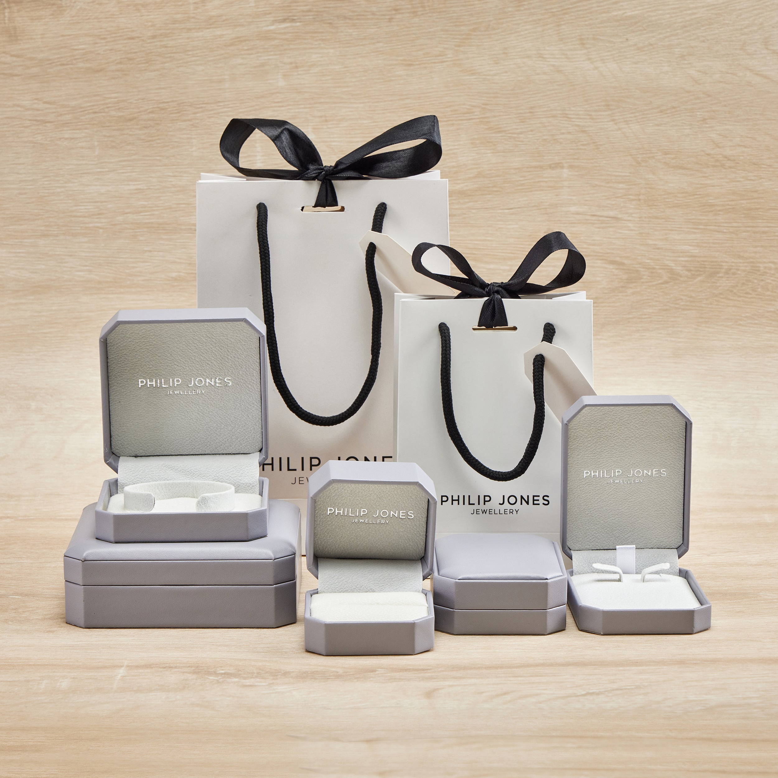 Image of Philip Jones Gift Box with Gift Bag and Polishing Cloth