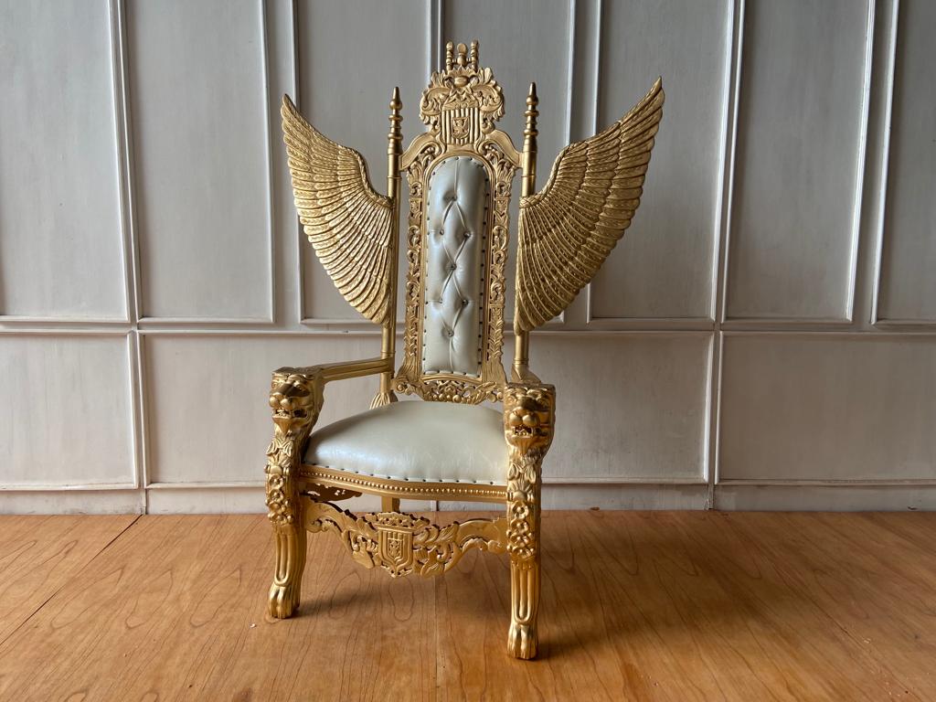 throne chair with wings