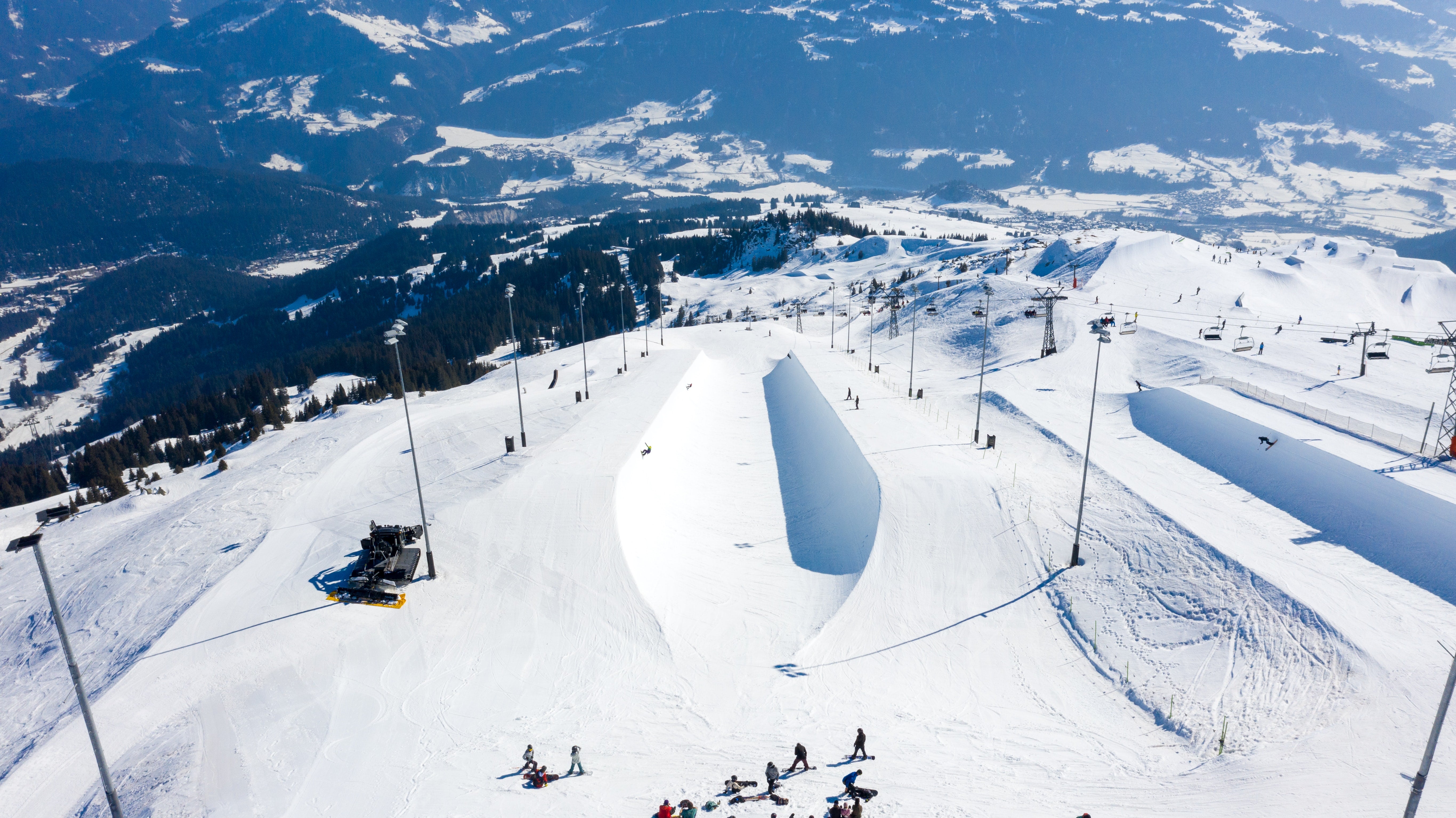 Olympic freestyle skier Eileen Gu stuns with final big air trick, and wins  gold : NPR