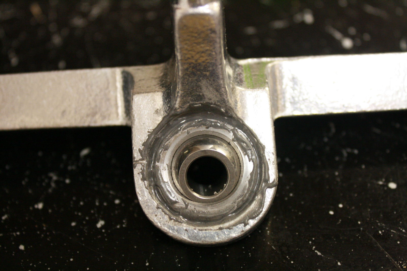 Bennett Bushing Seat with Mounted Spherical Bearing, Second Angle