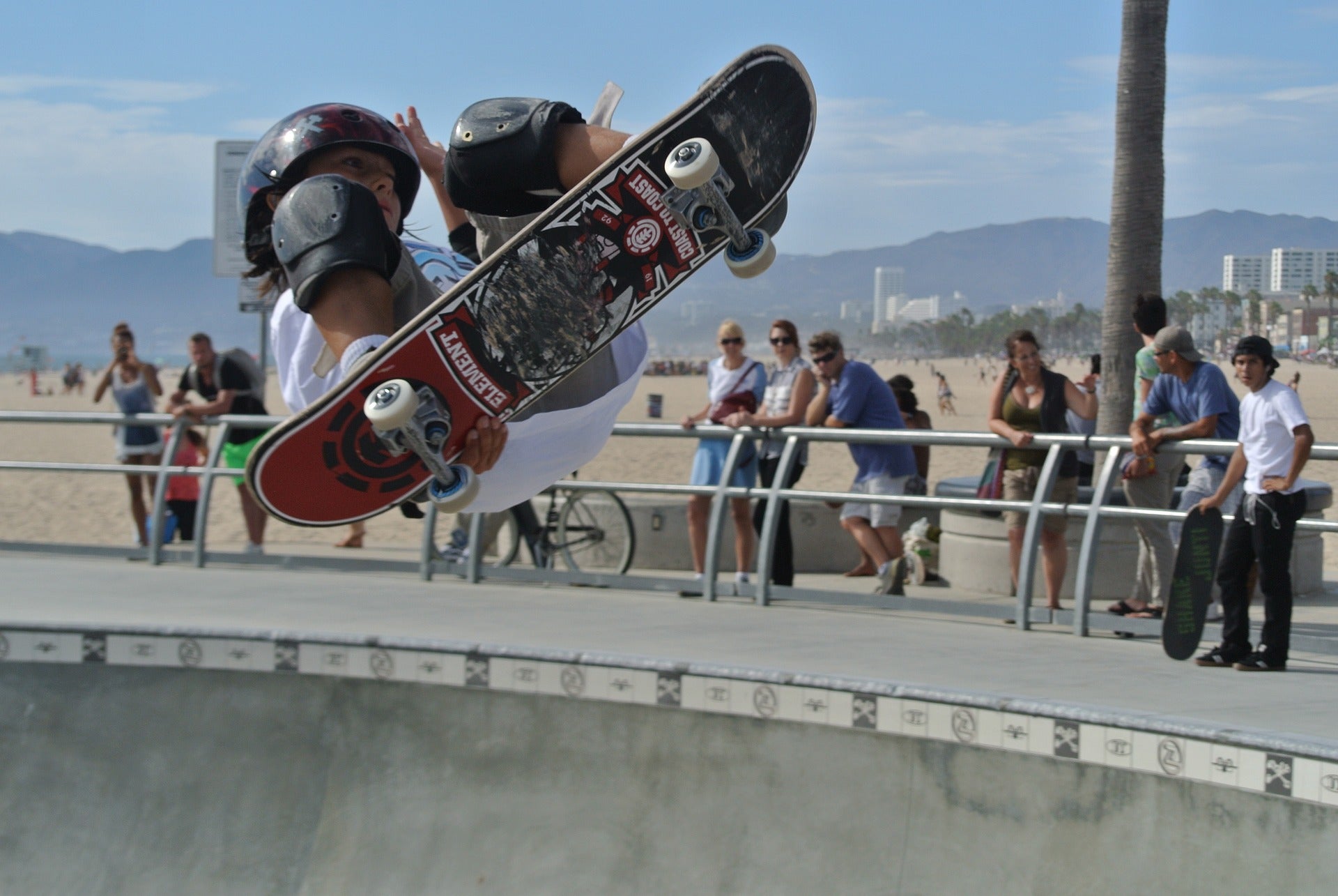 Pushing Mongo Skateboard