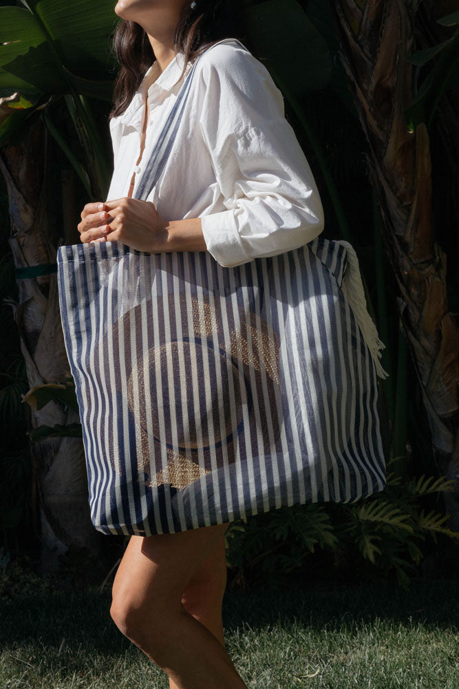 The Grande Tote / Prints - Junes product image