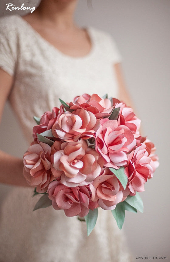 DIY rose wedding bouquet