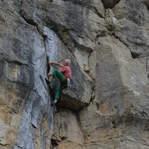 Pongoose blog image of Mick Ward on the first ascent of For Michele at Portland