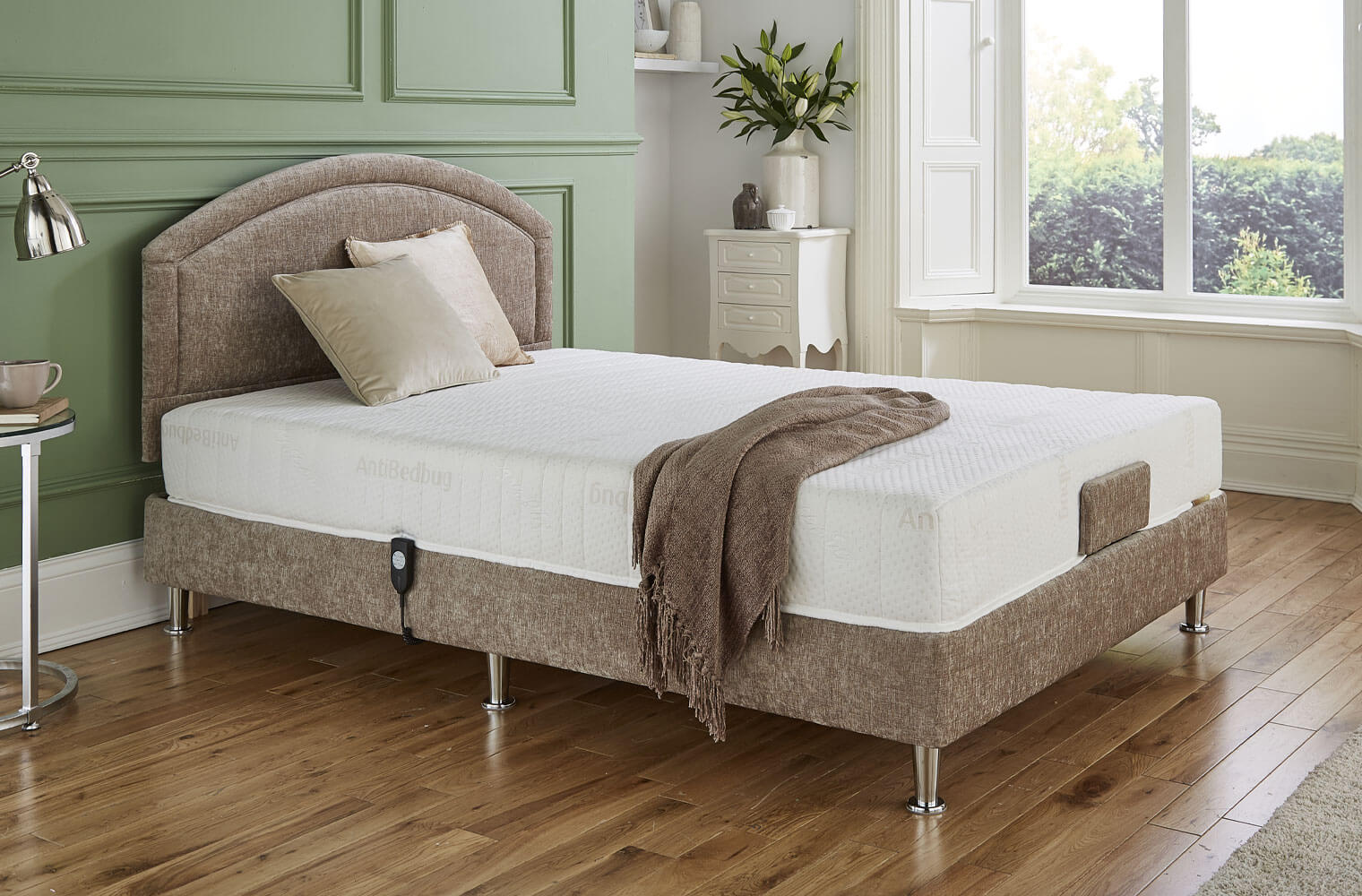 An image of Middletons Farleigh Raised Fully Adjustable Automatic Bed with Remote Control Du...