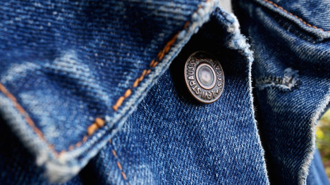 levi button jeans