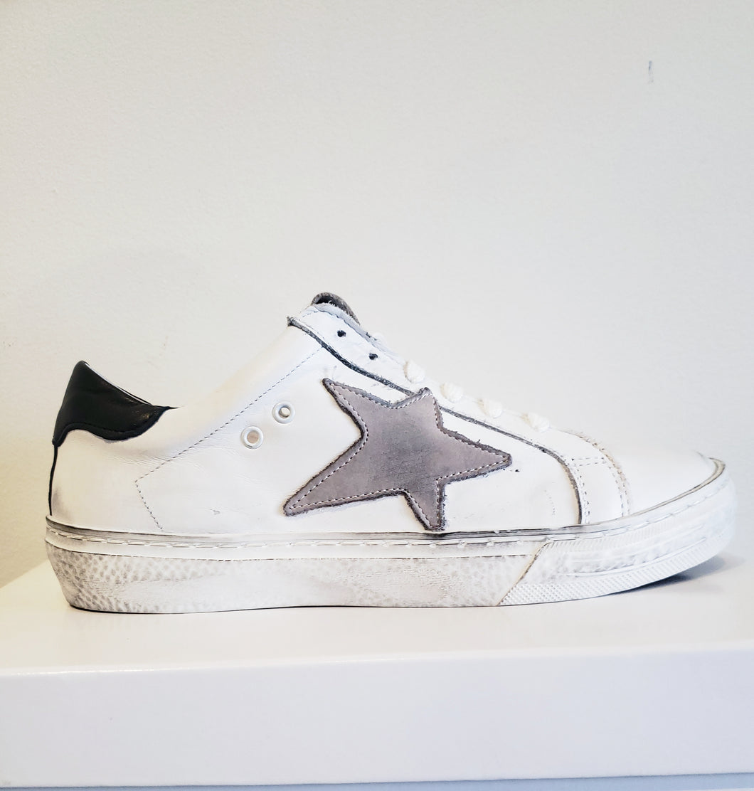 star lace up sneakers