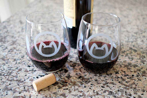 Cat wine glass gift