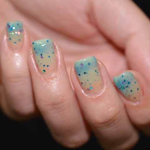 BLUSH Lacquers Sparkling Seas Quartet in a horizontal gradient manicure