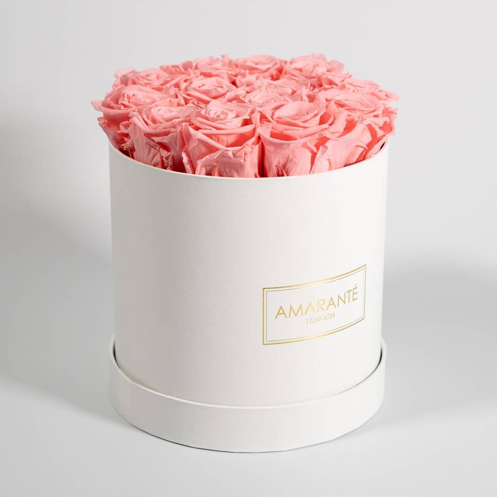 Rose boxes containing eco-sustainable light pink forever roses Wedding anniversary rose box, square shape, containing light pink roses