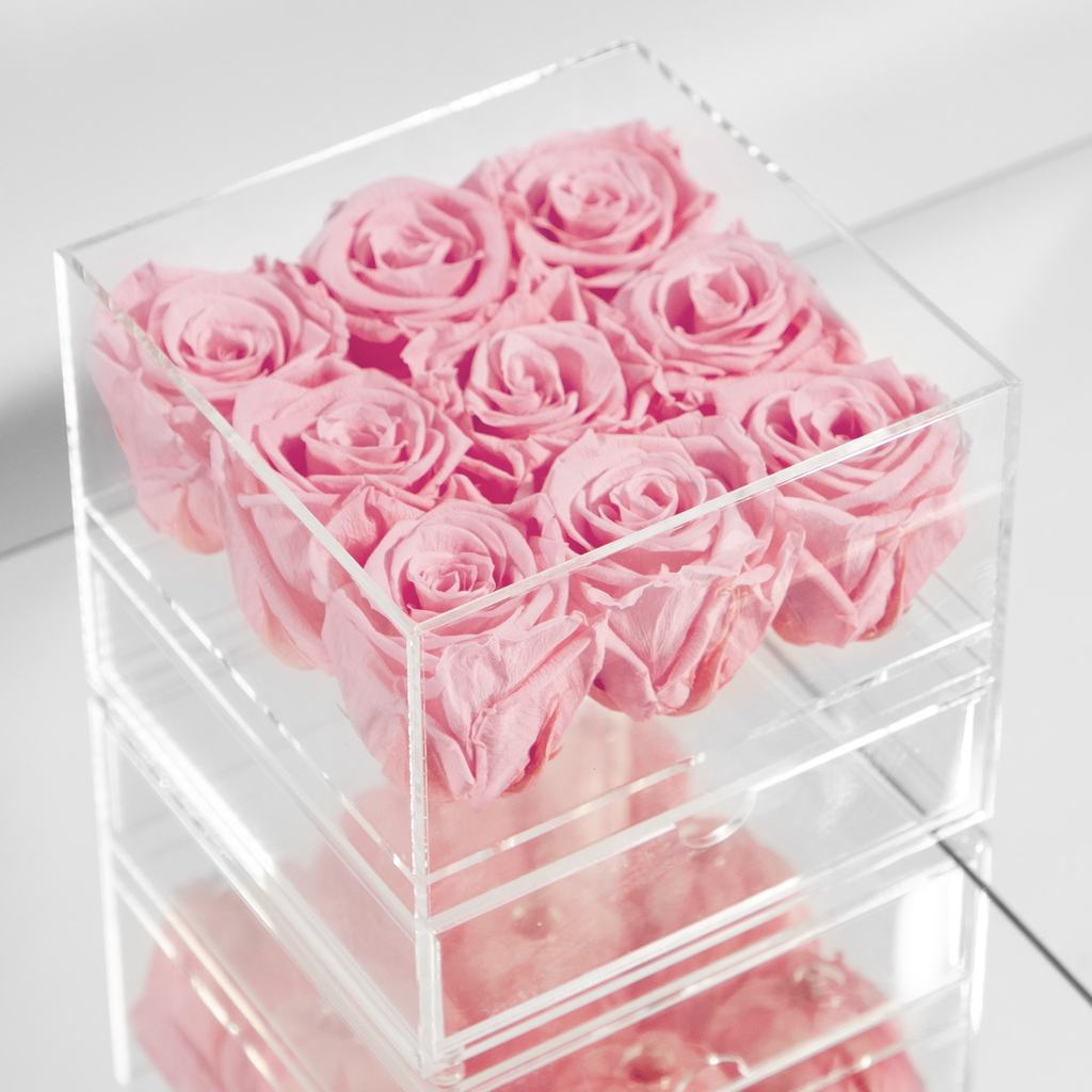 Essential Rose centrepieces for your special day