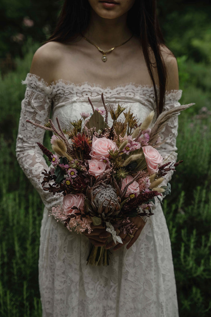 stunning bridal blush wedding bouquet