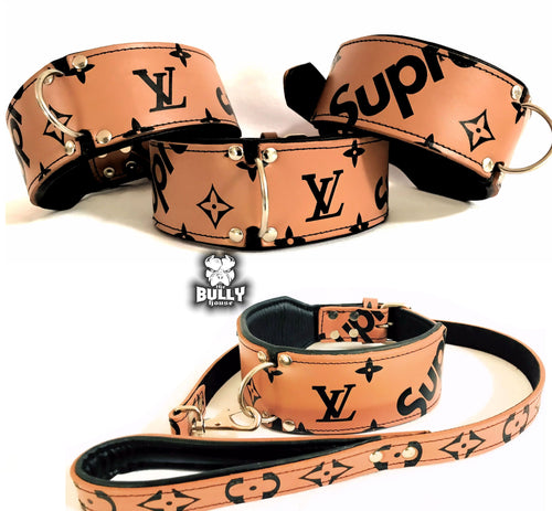 Sold at Auction: Louis Vuitton, LOUIS VUITTON MONOGRAM DOG LEASH & HARNESS