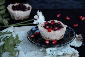 vegan-cheesecake-Aloe-pomegranate