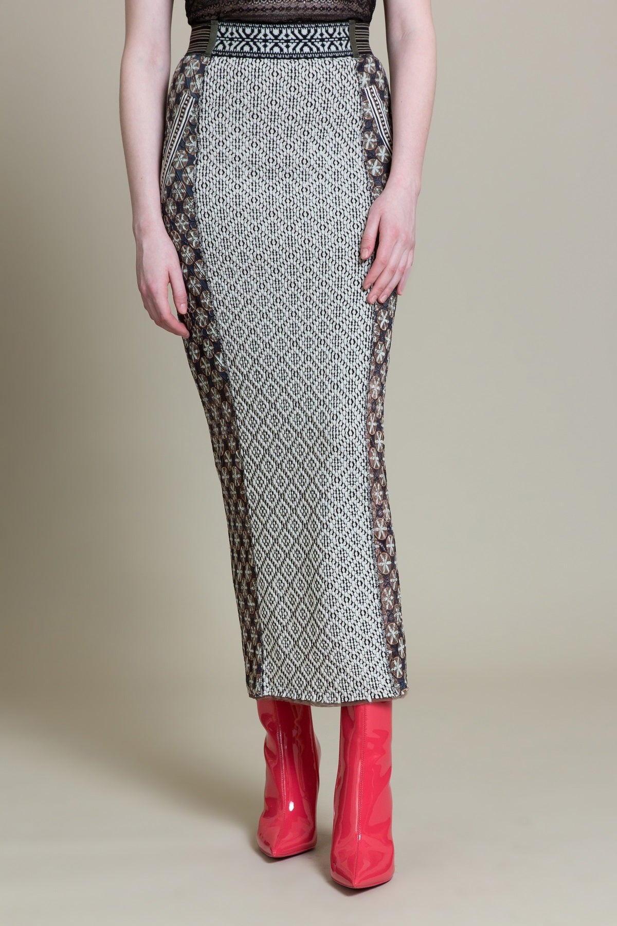 tailored maxi pencil skirt