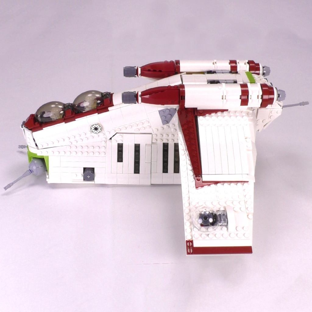 Republic Gunship (Original Build) - Minifig Scale — Brick Vault