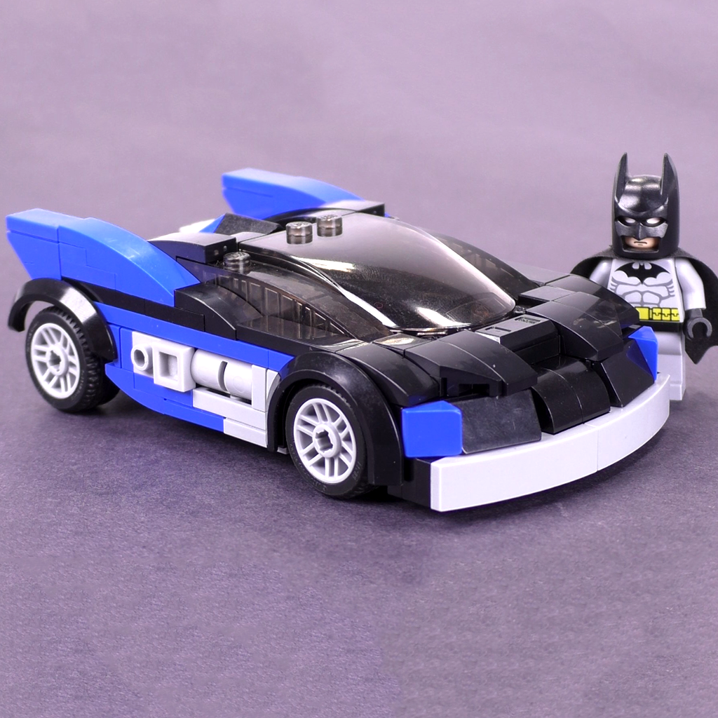 The Batman Batmobile 2004 - Minfig Scale — Brick Vault