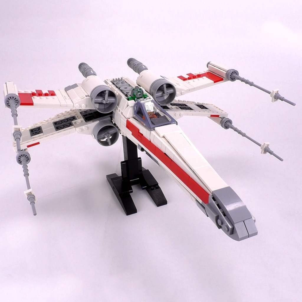 red 5 x wing lego