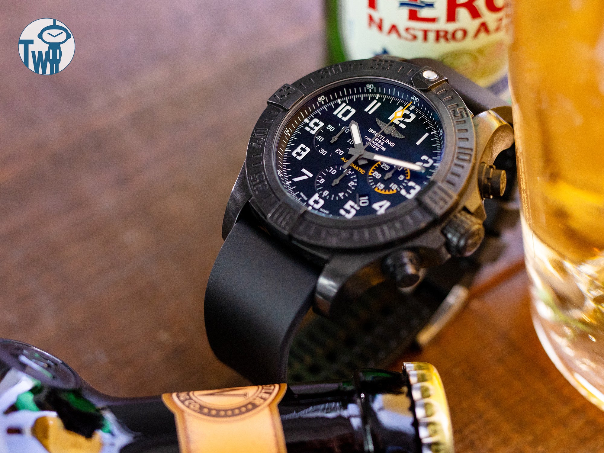 Breitling百年靈 復仇者颶風12小時制腕錶 搭配 FKM氟碳橡膠快拆錶帶｜太空人腕時計TW