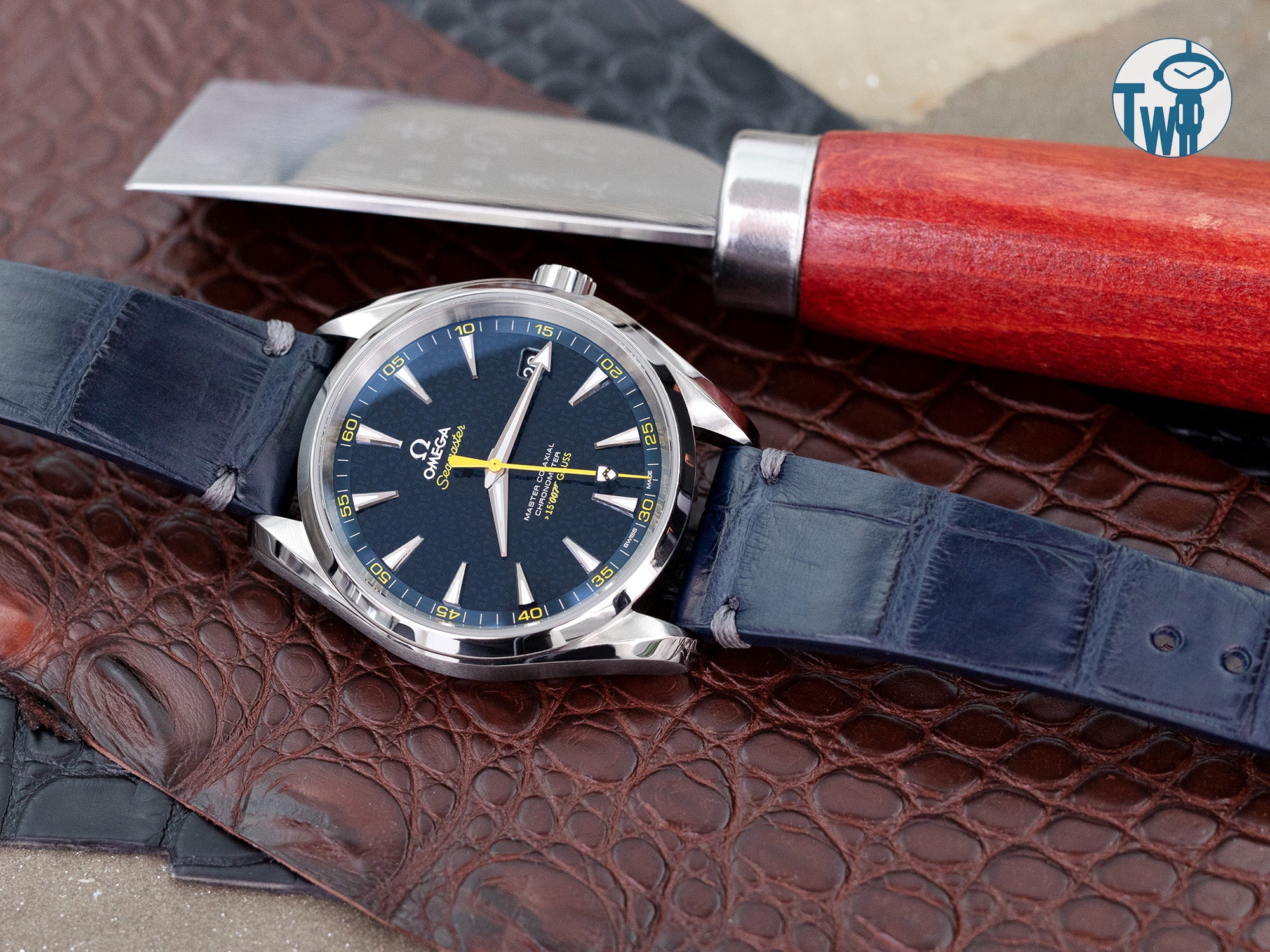 美國鱷魚方形鱗片半啞光深藍色錶帶｜太空人腕時計TW