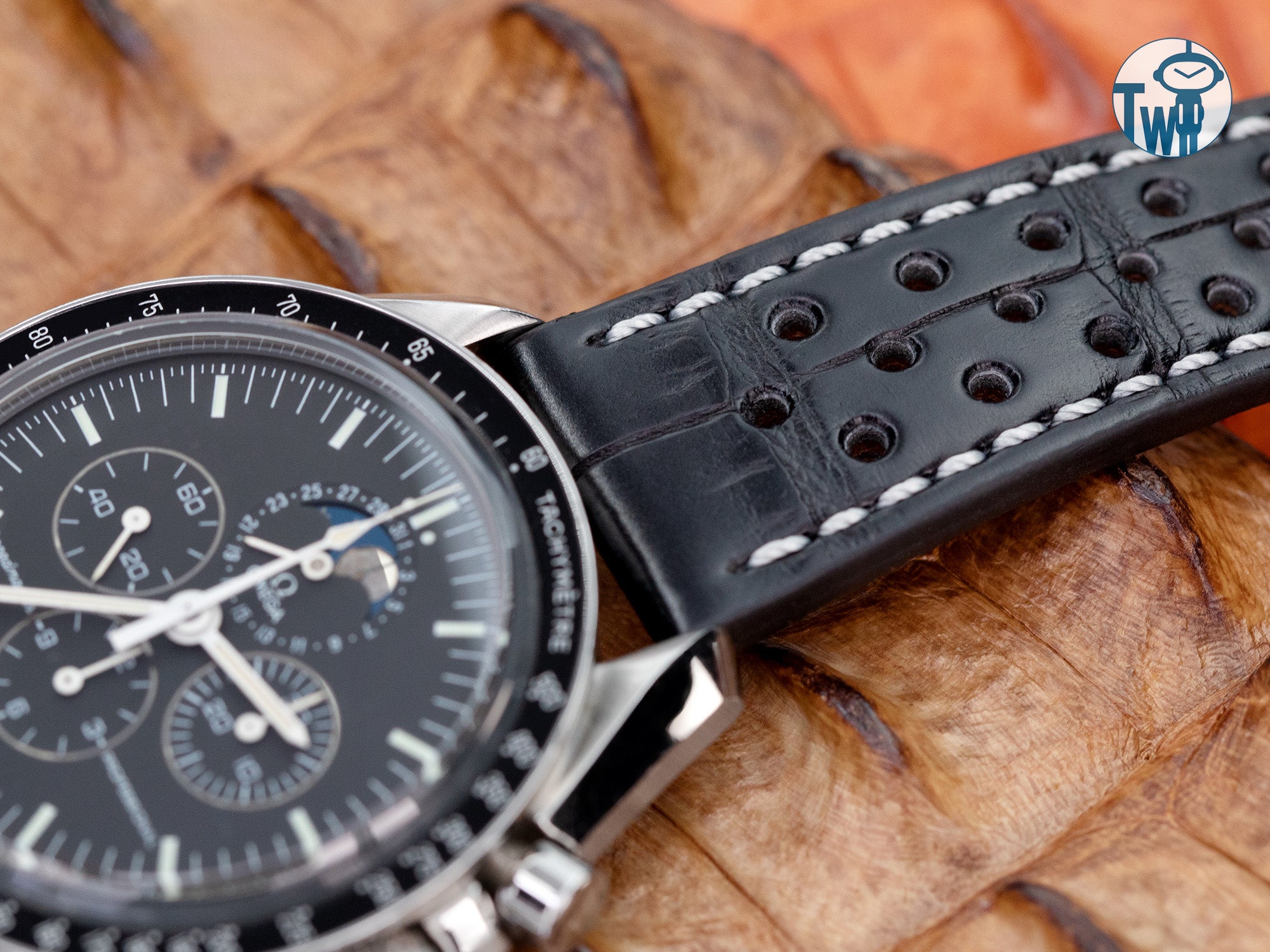 20mm真鱷魚皮 穿孔透氣賽車錶帶｜太空人腕時計TW
